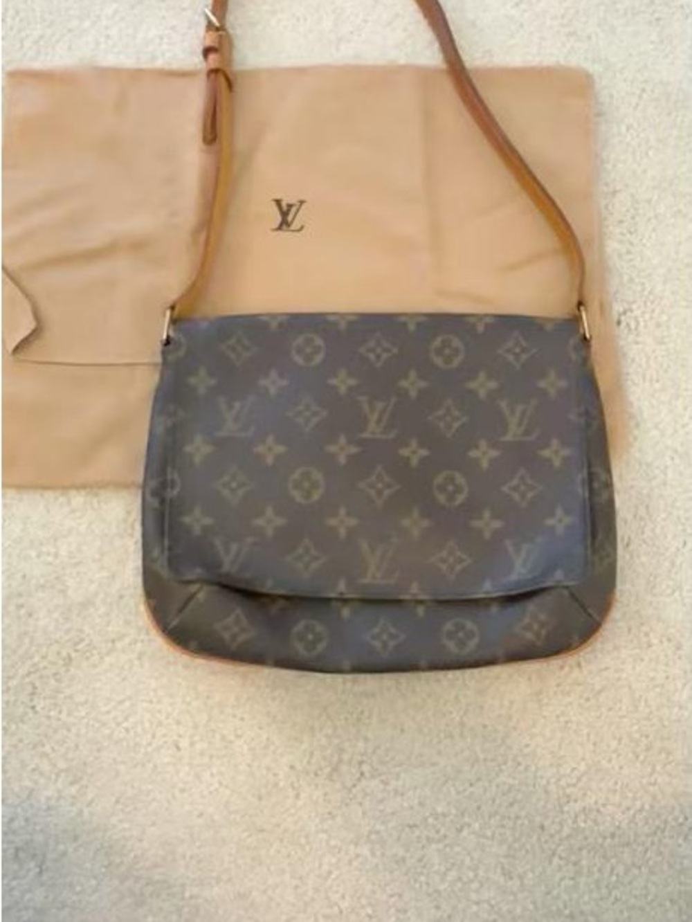Louis Vuitton Musette Tango in Classic Monogram Canvas